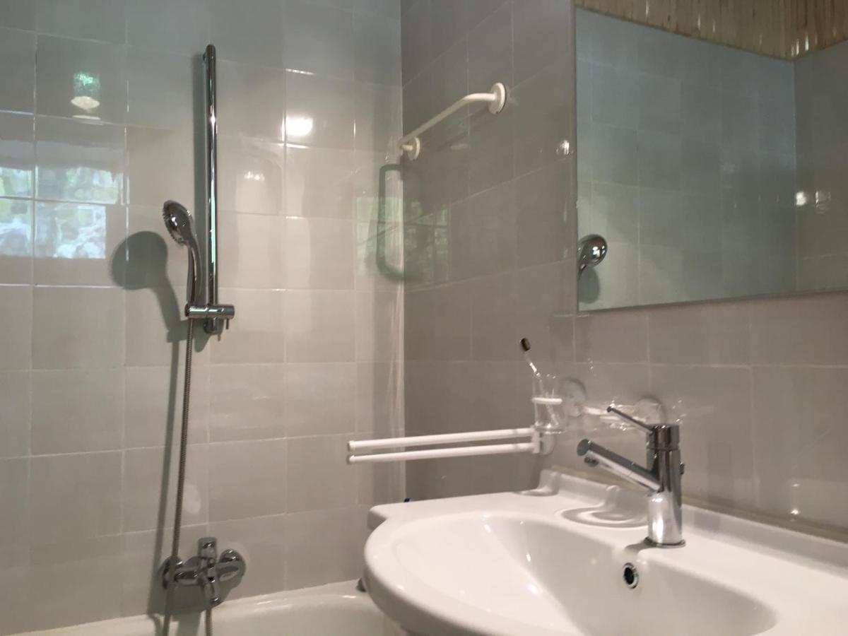 Sonnige Schicke Ferienwohnung Meran Pienzenau Exteriör bild